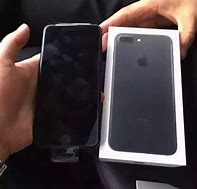 Image result for iPhone 7 Plus Jet Black vs Black