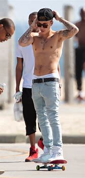 Image result for Justin Bieber Sagging Pants