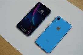 Image result for iPhone XR vs 8 Plus Size