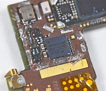 Image result for iPhone 4 vs iPhone 7 Internals