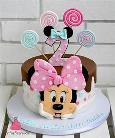 Minnie Cake | Mickey and minnie cake, Minnie mouse birthday cakes, Minnie mouse cake