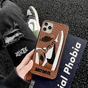 Image result for iPhone 13 Mini Coque Nike