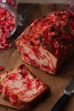 Cake aux pralines roses | Recette cake sucré, Recette praliné, Gâteaux et desserts