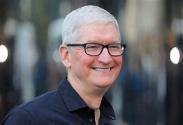 Image result for Tim Cook iPhone 4