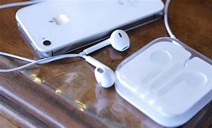 Image result for Apple iPhone 5 EarPods