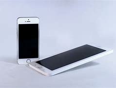 Image result for iPhone 5 White Screen