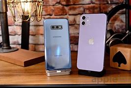 Image result for Galaxy S10 vs iPhone XS