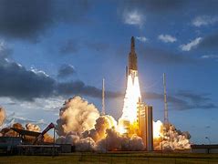 Image result for ariane 5 decollage