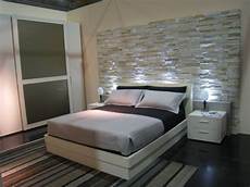 decorare pareti da letto decorare la parete dietro al letto ecco 20 idee creative decorare pareti da letto decorare la parete dietro al letto ecco 20 idee creative