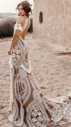 ONA | Najpiękniej haftowane suknie ślubne