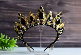 Image result for Couronne Noire