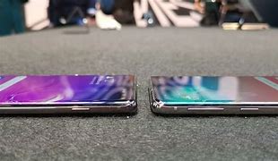 Image result for Galaxy S10 Crown vs S10 Plus