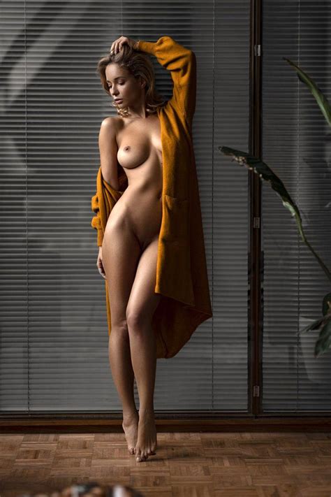 Natali Tihomirova Nude