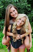 Image result for Best Friend Portraits