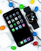 Image result for iPhone 12 Czarny