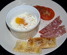 Image result for Oeuf AU Micro Onde