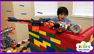 Nerf Gun War Kid vs Daddy! Protect the Fort! Family Fun Playtime with Ryan ToysReview