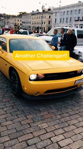 #dodgechallenger #americanmuscle #yellowdodge #reddodge #srt #dodgehellcat #v8power #carspottinghelsinki #realmikcore