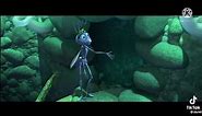 flik kisses princess atta (a bug's life movie clip)