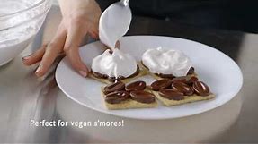 How to Make Vegan Marshmallow Fluff