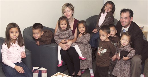 Collin Gosselin says mom Kate would bind his hands and feet and lock him in the basement