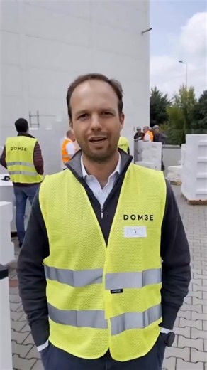 SYSTEM 3E | PERLITE | HOUSE | BUILD | POLAND on Instagram: "📢🇸🇪 We are inviting all our friends from Sweden (and beyond) to join us on the construction site October 3rd! The best way to discover the full potential of SYSTEM 3E? See it live. That’s why, this summer, we opened the doors to our factory and welcomed guests from all over the world! 🌍 The energy was incredible – architects, developers, and homeowners came to experience SYSTEM 3E in action and see our promises delivered. Now it’s t