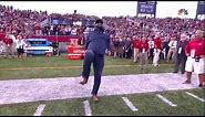 Ray Lewis Does His Classic Dance At The Hall of Fame Game