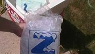 How many quarts of bagged ice cubes is in a 10 pound bag?