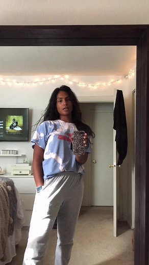 almost cracked my mirror doing this #fyp