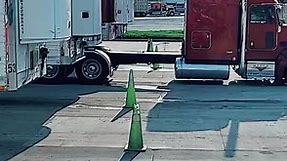 the squidward of peterbilts #allfunandjokes #lol #truckersoftiktok #truckertok #truckdriver #leftlanegang #18tolife #tenfourunicorn #peterbilt