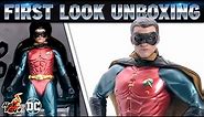 Hot Toys Robin Batman Forever Figure Unboxing | First Look