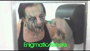 Jeff Hardy paints his Face