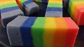 How To Make Rainbow Fudge - with yoyomax12