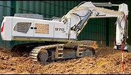 AMAZING radio controlled RC EXCAVATOR LIEBHERR 970 made in CHINA - first time at the site