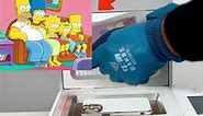 Heat transfer machine makes Simpsons phone cases