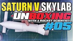 Unboxing the Estes SaturnV - Skylab model rocket kit
