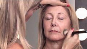 Makeup Tips for Older Women : How to Apply Makeup Right After 50 to Minimize Wrinkles