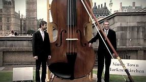 Guinness World Records - World's Largest Violin