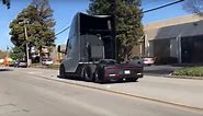 Video shows how insanely fast the new Tesla Semi truck can accelerate