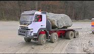 MUDDI RC CONSTRUCTION ZONE! VOLVO FMX 500 SAVE THE GLOBE LINER 6X6! COOL RC VEHICLES WORK IN MUD
