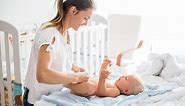 12 Jenis BAB Bayi, Warna hingga Tanda Bahaya yang Perlu Bunda Tahu