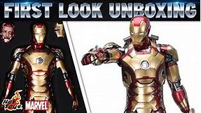 Hot Toys Iron Man 3 Mark XLII 1/4 Scale Deluxe Figure Unboxing | First Look