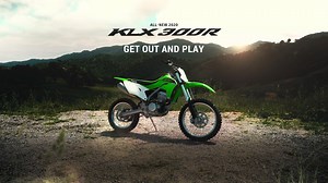 Get out and Play on the KLX 300R! Equipped with a powerful 292cc fuel injected engine, and supported by an enduro-inspired chassis with ergo-fit adjustable handlebar clamps and a long-travel inverted front fork - the KLX 300R is the ultimate trail bike for off-road thrills! Get yours now at your nearest Kawasaki Krib! #KawasakiLeisureBikes #LetTheGoodTimesRoll #GetOutandPlay | Kawasaki Lifestyle Philippines