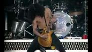 Guns N' Roses - Slash Solo (live in Tokyo)