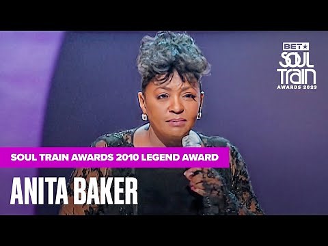 Anita Baker Accepts The 2010 Soul Train "Legend Award"