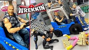 WWE WREKKIN SLAM'N'STACK FORKLIFT ACTION FIGURE PLAYSET! BROCK LESNAR ACTION FIGURE REVIEW!