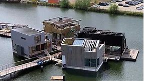 Living on Water. Sustainable Housing in Amsterdam (2/2)