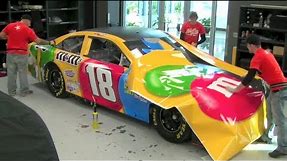 Incredible 2013 Kyle Busch M&M'S NASCAR Wrap Time Lapse - How NASCAR cars are painted