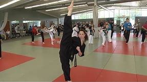 Chloe and Grace Bruce Extream Kicking Seminar at Cincinnati Taekwondo Center