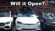2022 Tesla Model X Doors in Tight Parking Spot! Will it Open?